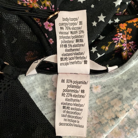 Victoria’s Secret Chemise - Picture 3 of 8